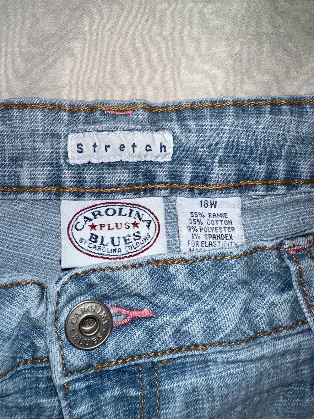 Carolina Blues Plus - Light Wash Denim Cutoff Shorts with Frayed Hem sz.18w - Picture 4 of 9